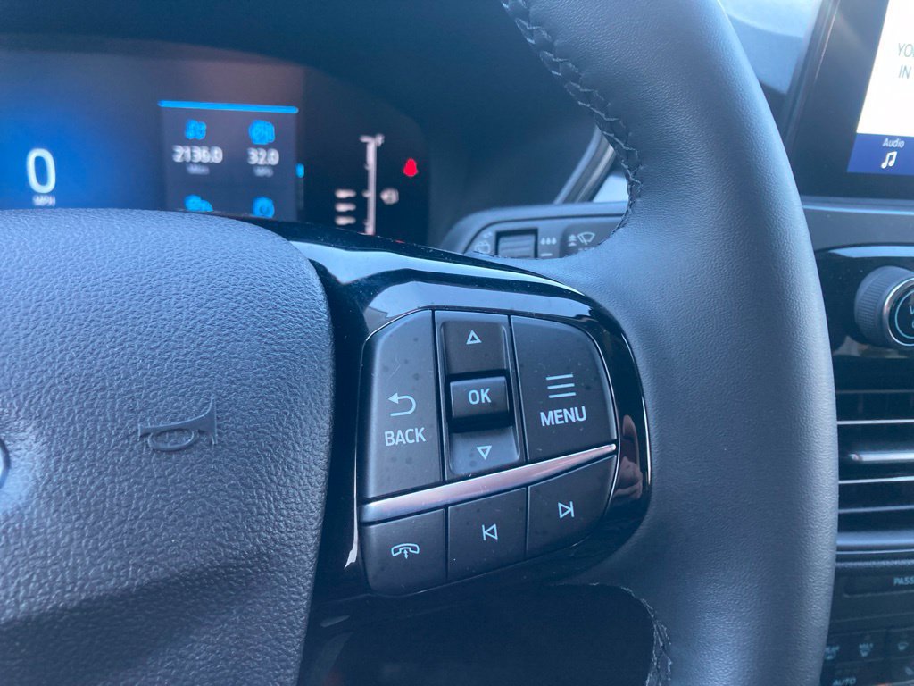 Used 2023 Ford Escape Active AWD/4WD image 29