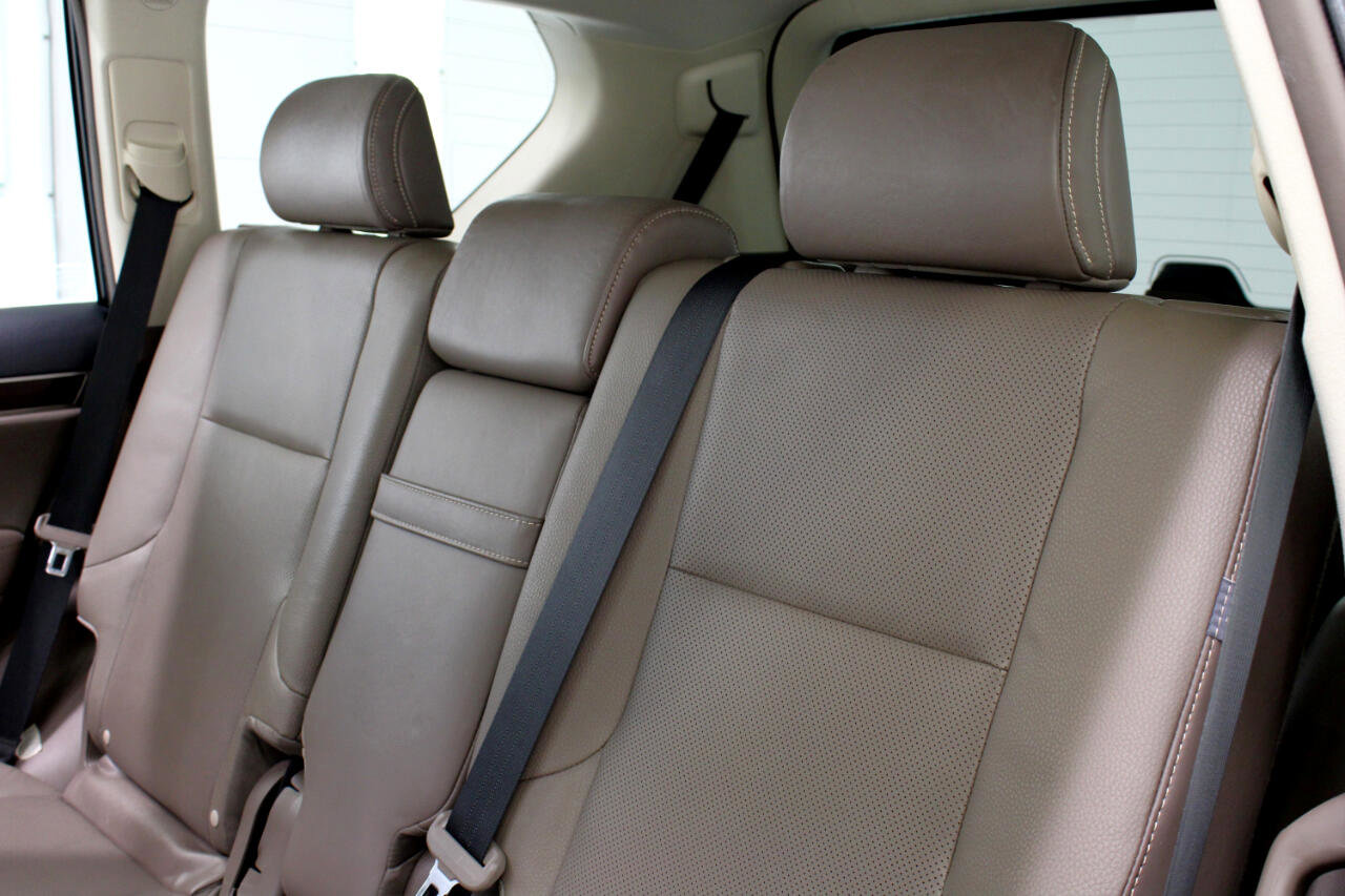 Used 2016 Lexus GX 460 w/ Premium Package image 38