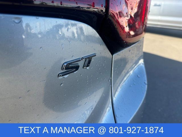 Used 2024 Buick Encore GX Sport Touring image 12