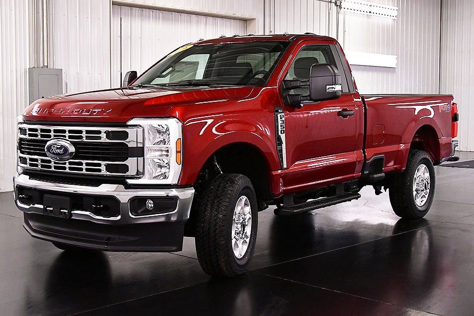 New 2026 Ford F350 XLT w/ 360-Degree Camera Package image 3