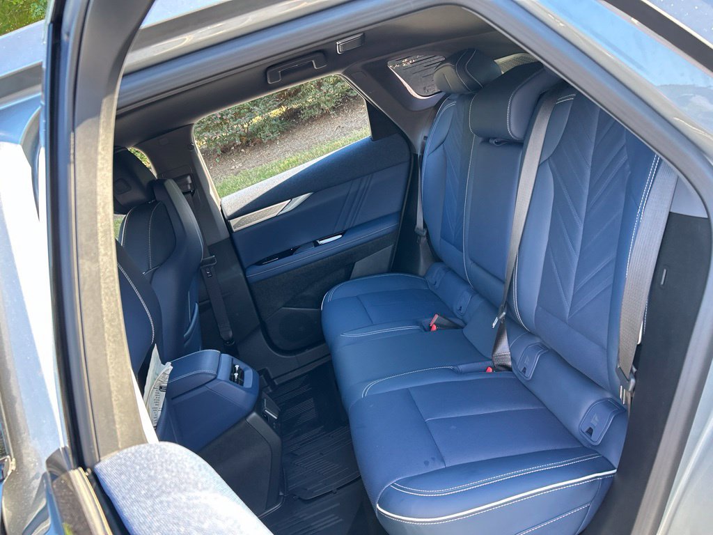 Used 2025 Cadillac Optiq Luxury 2 w/ LPO, Floor Liner Package AWD/4WD image 45