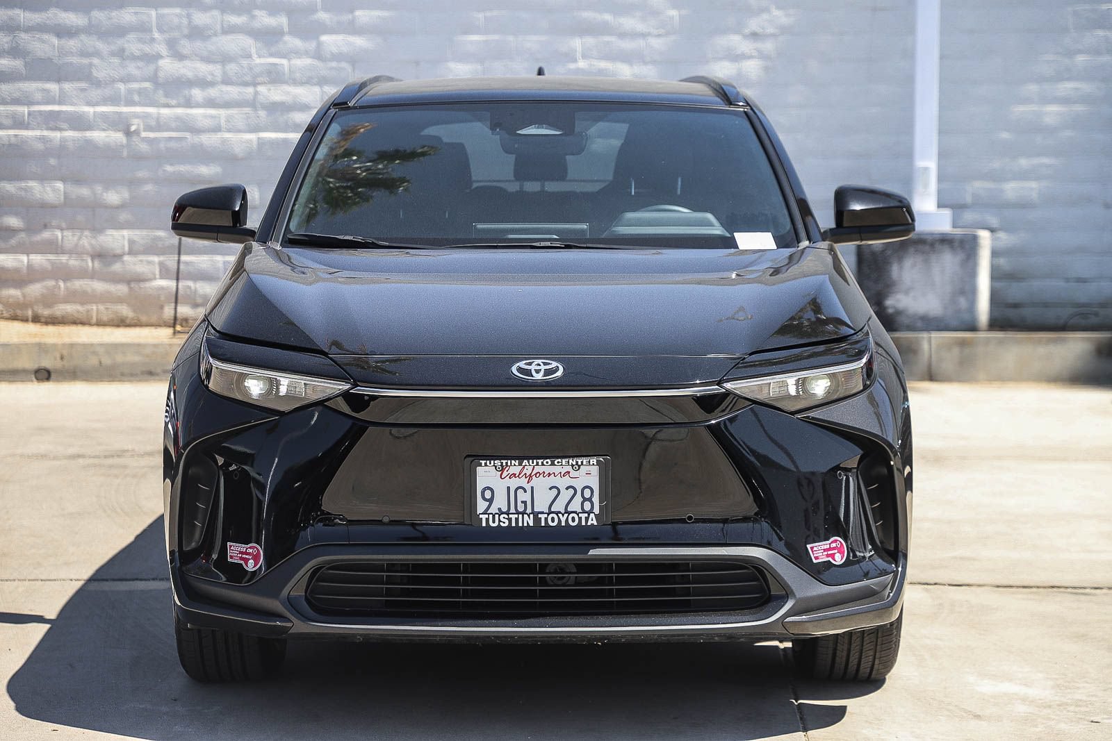 Certified 2023 Toyota bZ4X FWD w/ Weather Package image 2