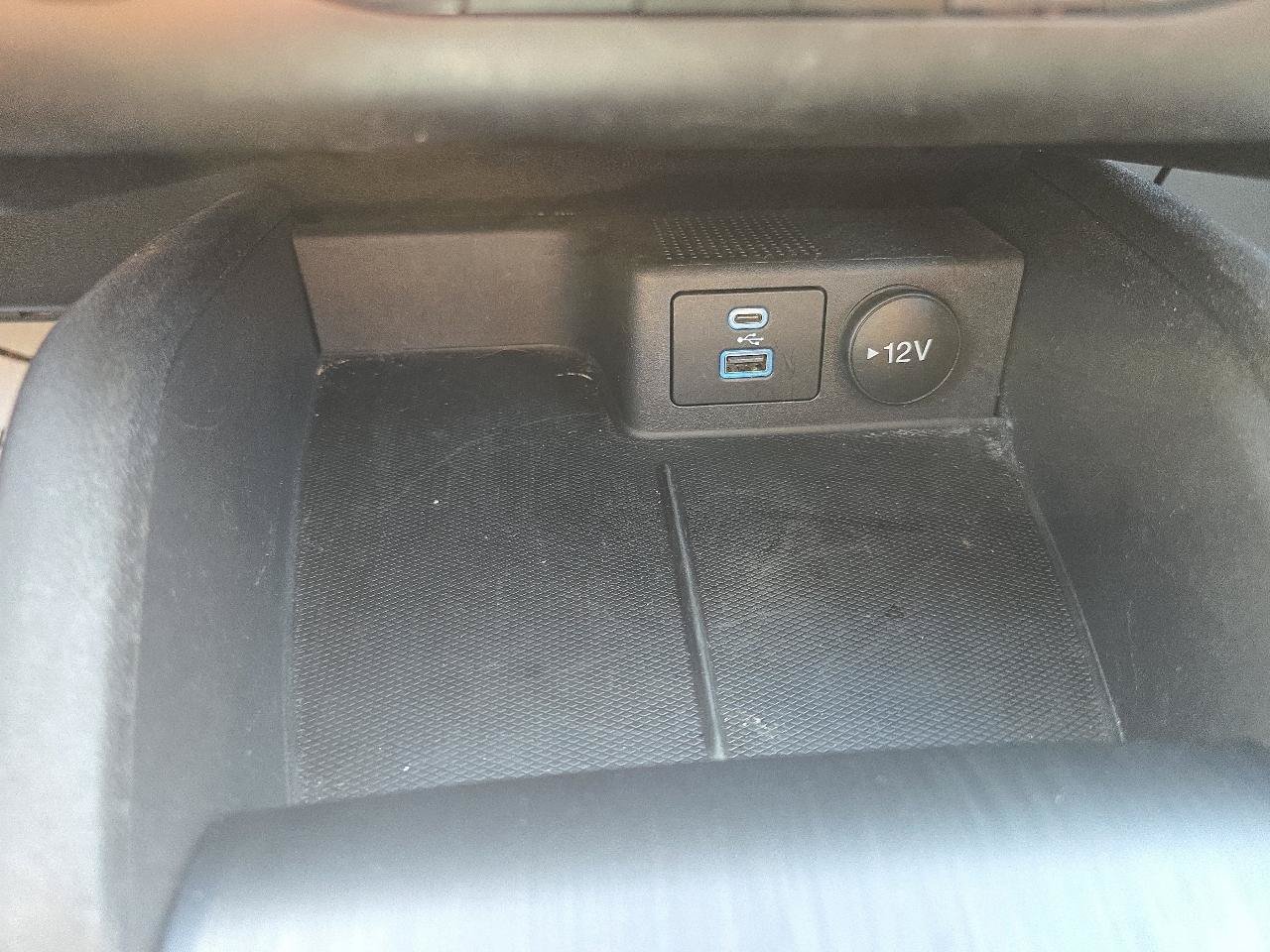 Used 2023 Ford Escape Active AWD/4WD image 32