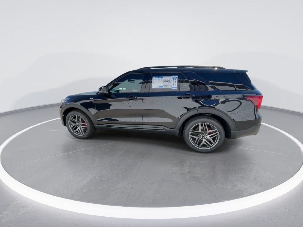 New 2026 Ford Explorer ST-Line w/ ST-Line Street Pack RWD image 5