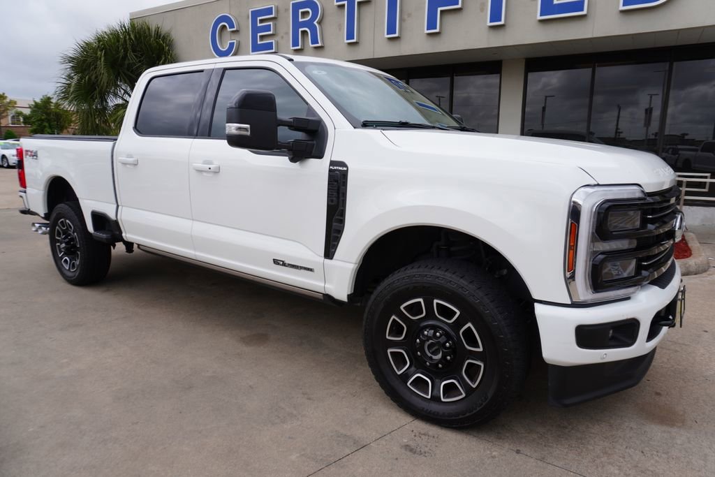 Used 2025 Ford F250 Platinum image 1