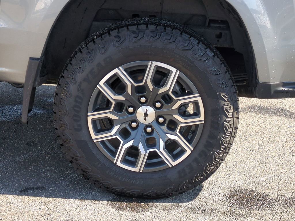 Certified 2025 Chevrolet Colorado Z71 w/ Z71 Convenience Package 2 image 25