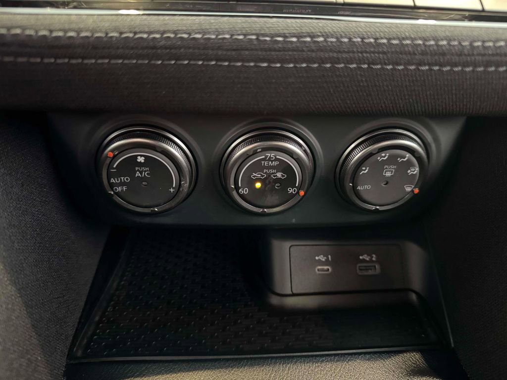 Certified 2024 Nissan Z Sport w/ Floor Mat Package image 27