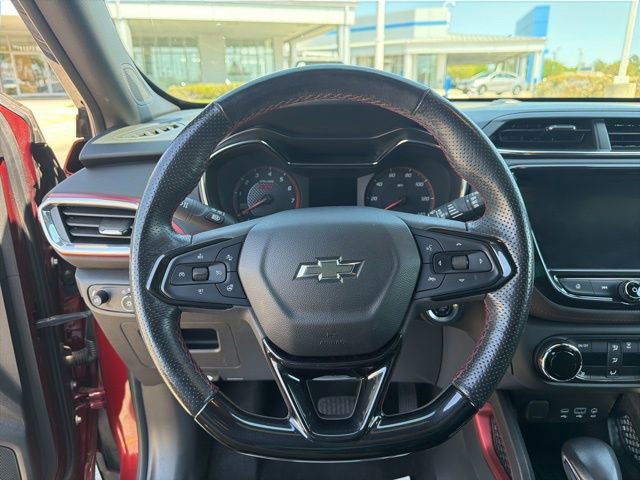 Used 2022 Chevrolet TrailBlazer RS w/ Sun and Liftgate Package image 18