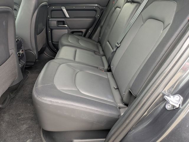 Used 2023 Land Rover Defender 110 X-Dynamic SE image 15
