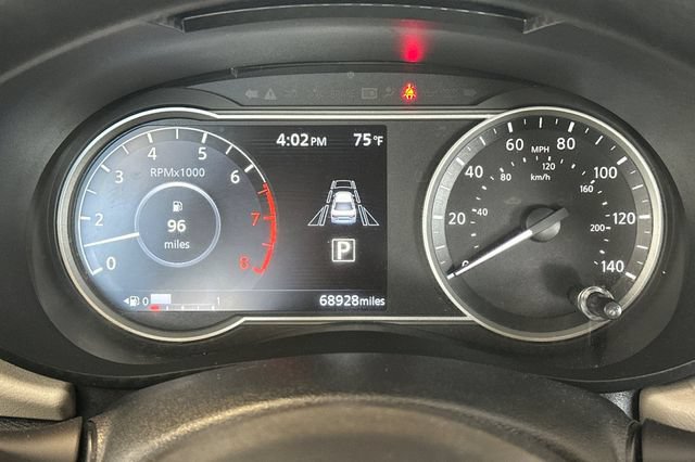 Used 2022 Nissan Versa SV w/ Trunk Package FWD image 26