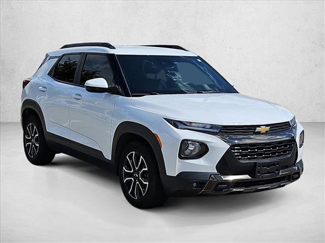 Used 2022 Chevrolet TrailBlazer ACTIV w/ Convenience Package FWD image 3
