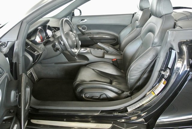 Used 2011 Audi R8 V10 image 29