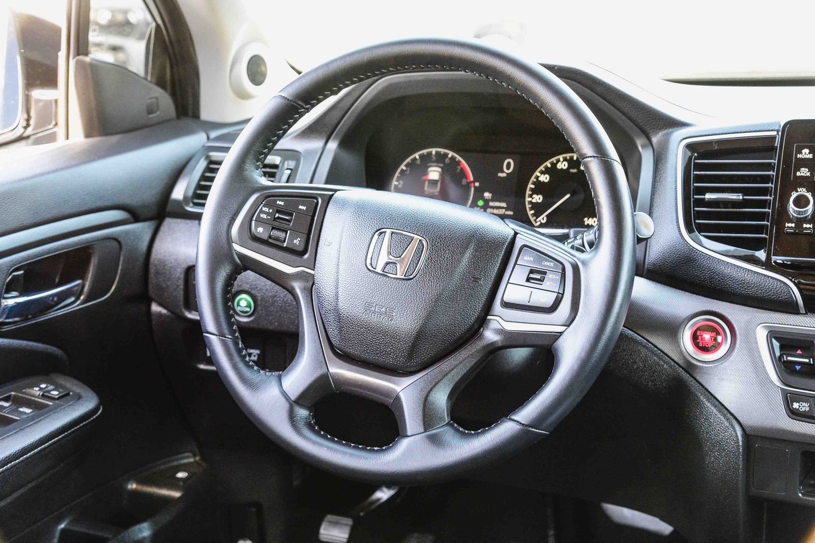 Used 2024 Honda Ridgeline Sport image 17