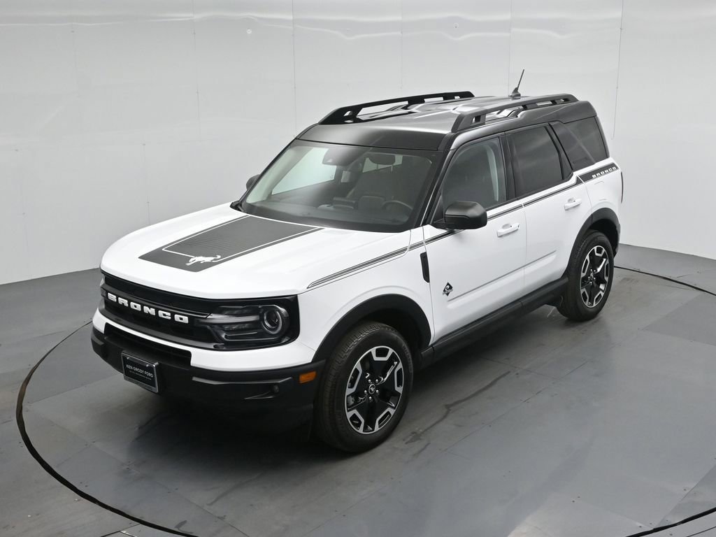 Certified 2024 Ford Bronco Sport Outer Banks w/ Topo Graphic Package AWD/4WD image 35
