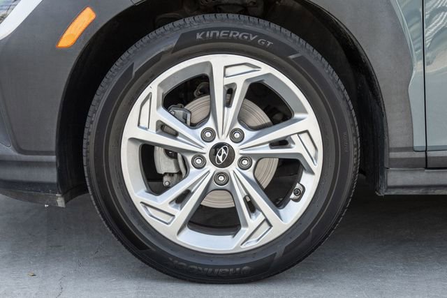 Used 2022 Hyundai Kona SEL FWD image 14