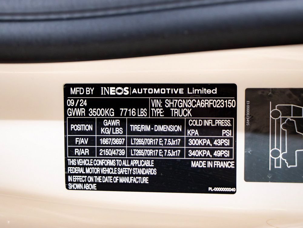 Used 2024 INEOS Grenadier Quartermaster AWD/4WD image 23