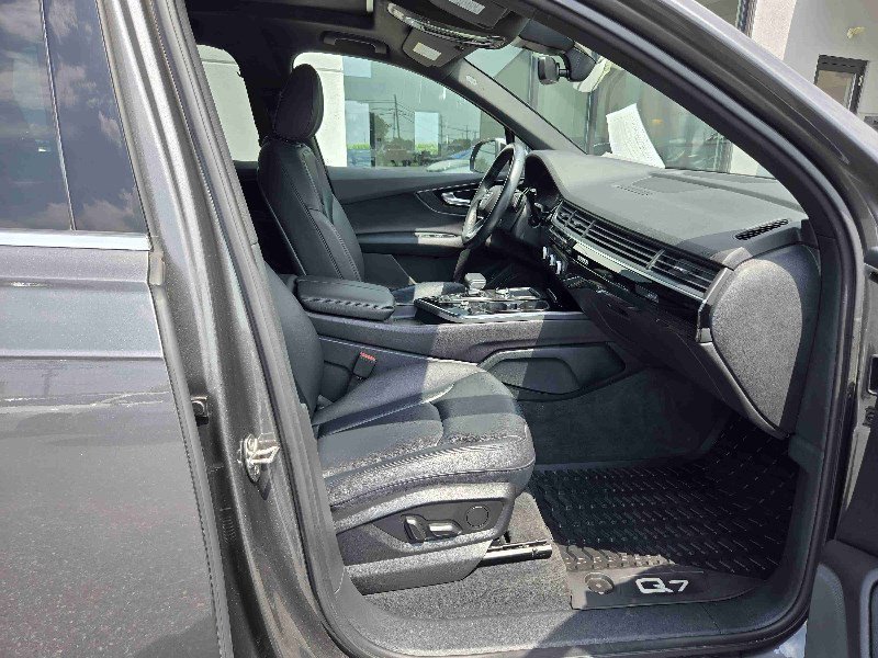 Used 2019 Audi Q7 3.0T Premium w/ Convenience Package image 15