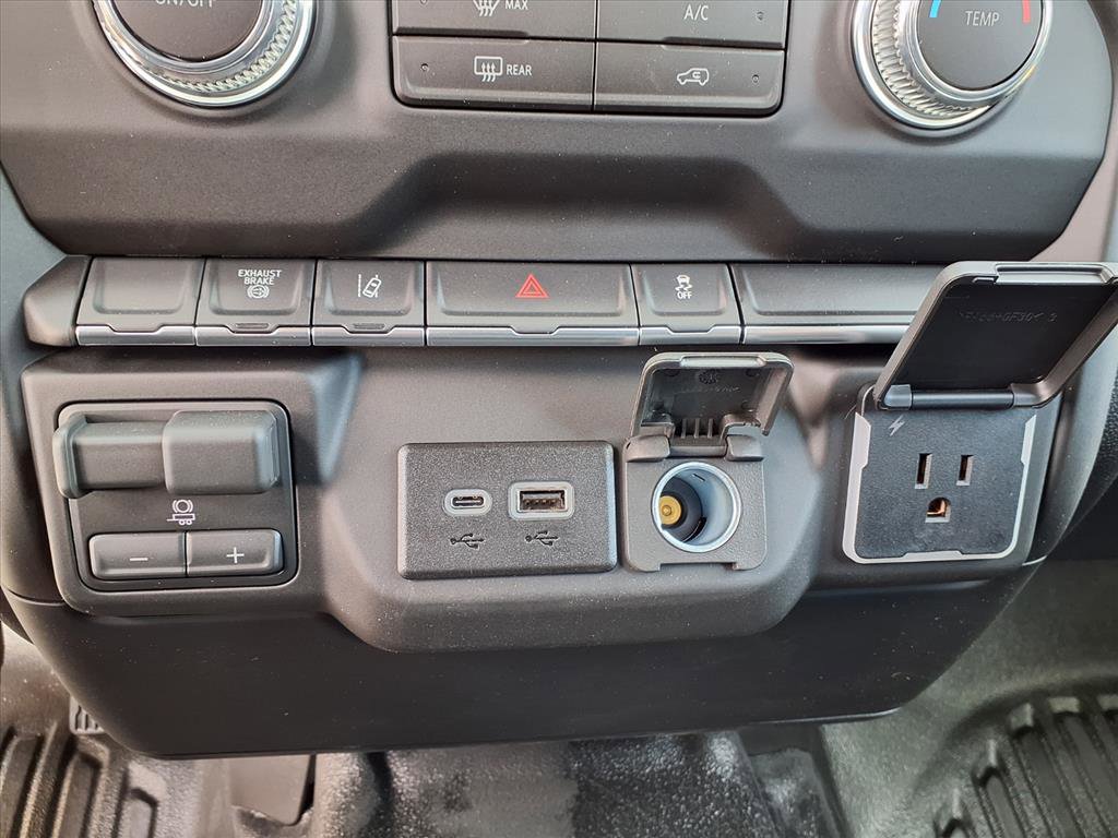 New 2026 GMC Sierra 3500 Pro w/ Convenience Package image 9