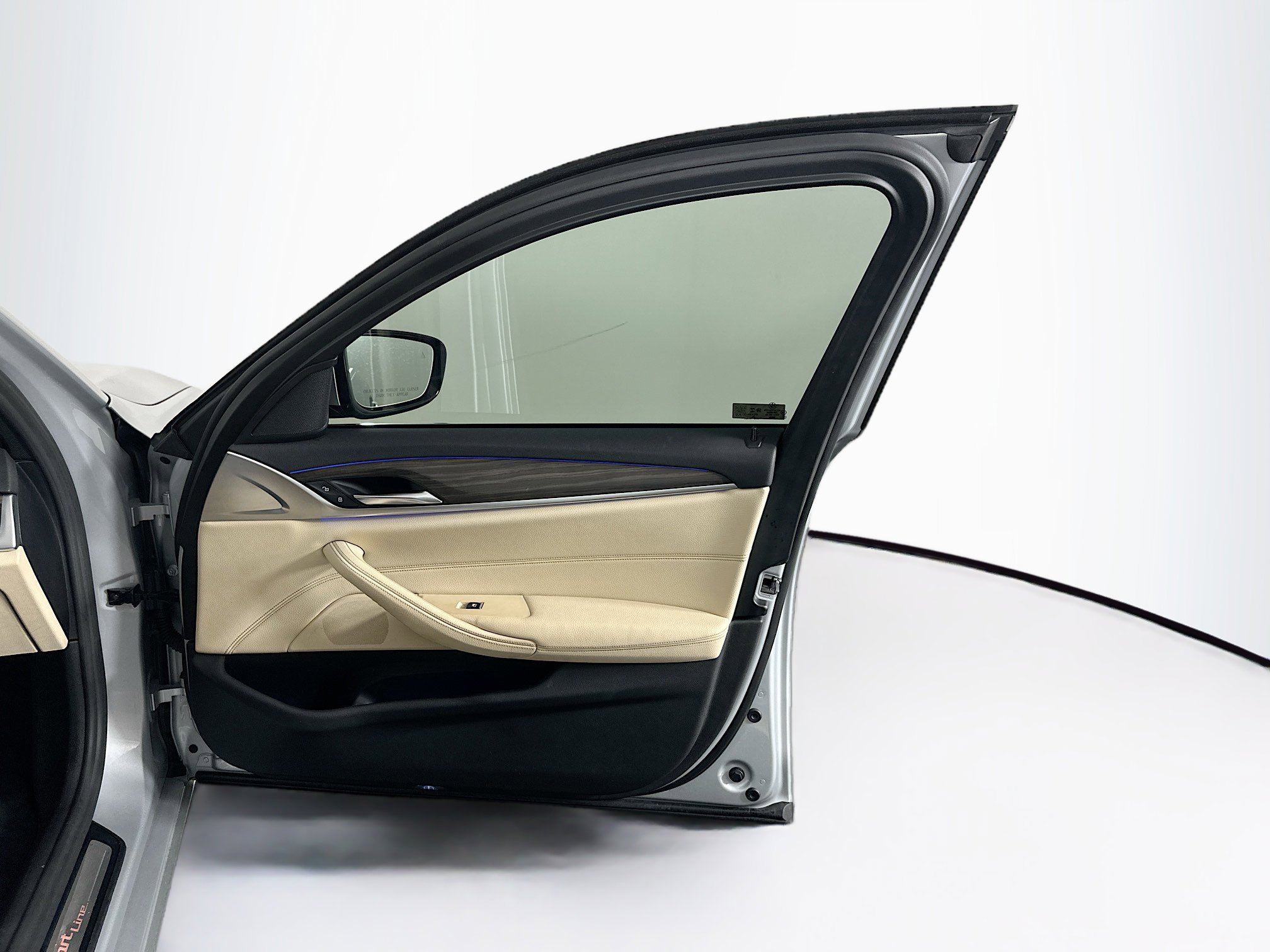 Used 2020 BMW 530i w/ Convenience Package image 35