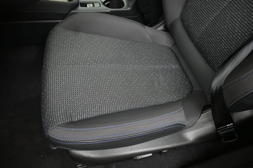 Used 2025 Subaru Forester Premium AWD/4WD image 23