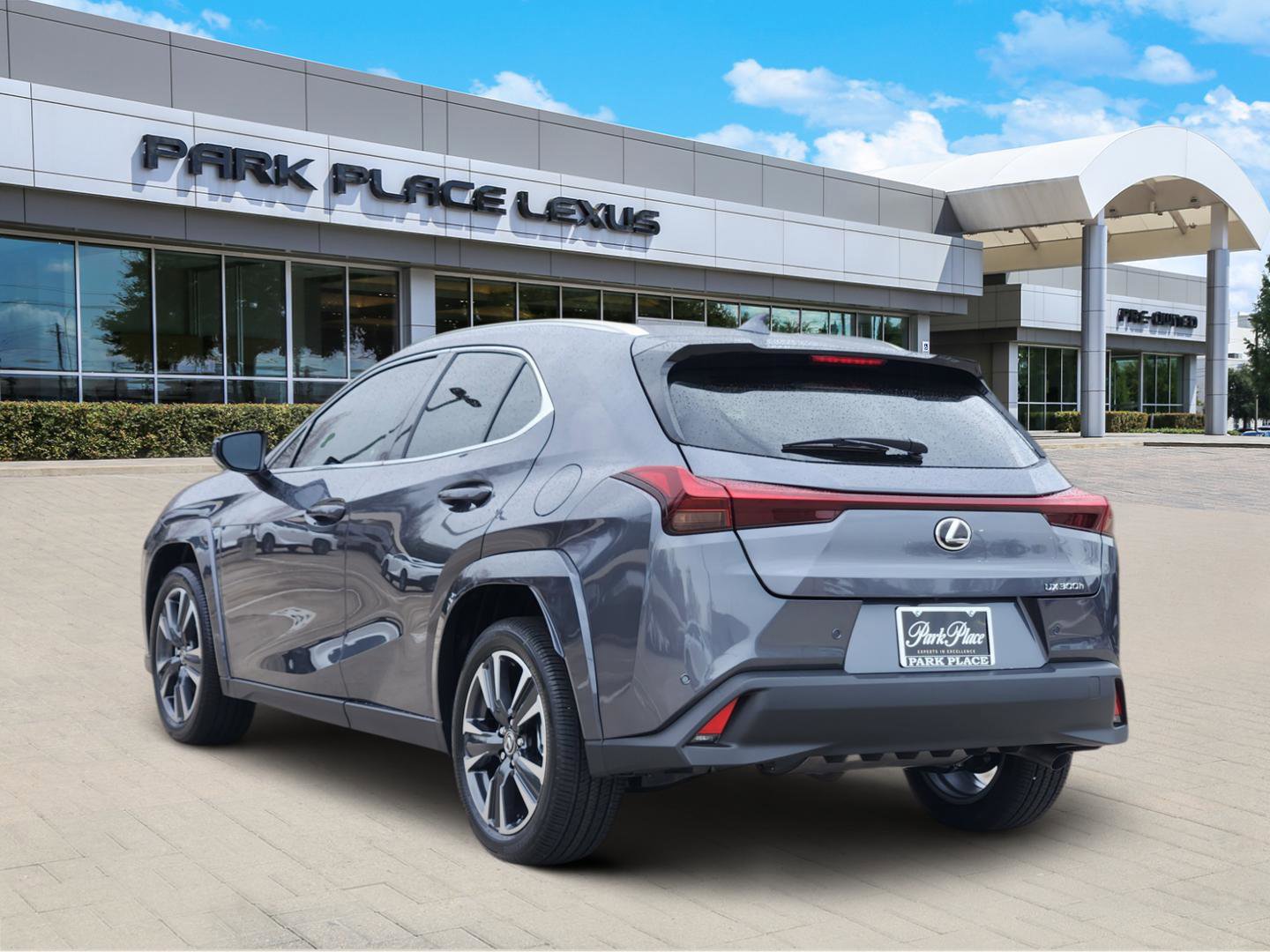 New 2026 Lexus UX 300h FWD image 4