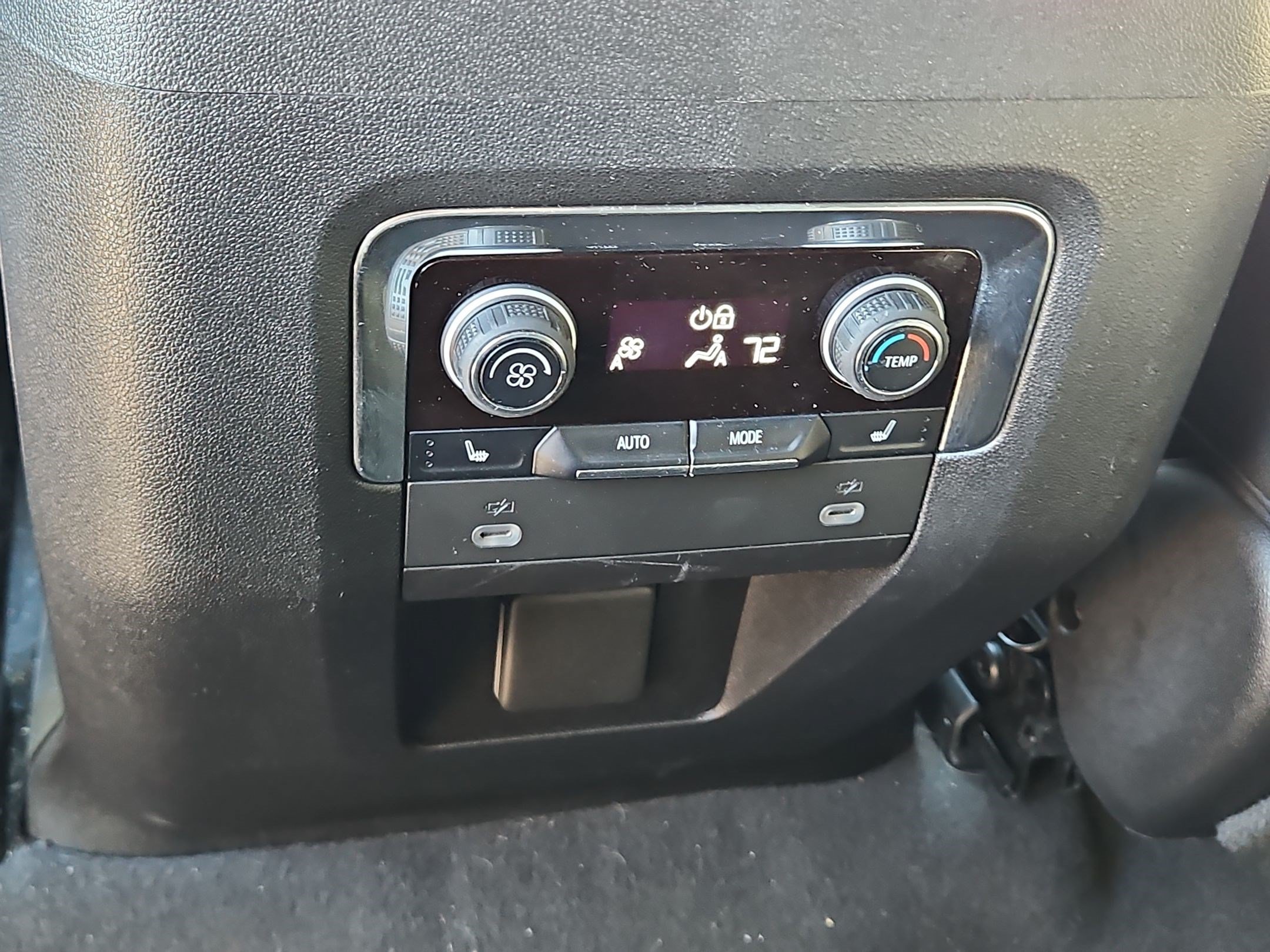 Certified 2023 Chevrolet Suburban Premier AWD/4WD image 29