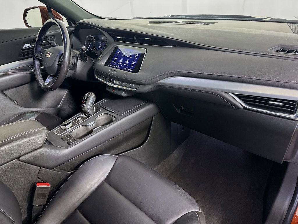 Used 2019 Cadillac XT4 Premium Luxury image 34