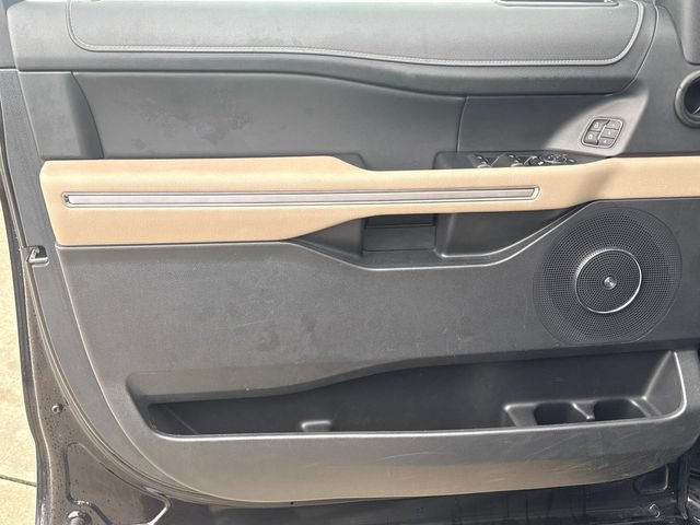 Used 2024 Ford Expedition Max Limited RWD image 23