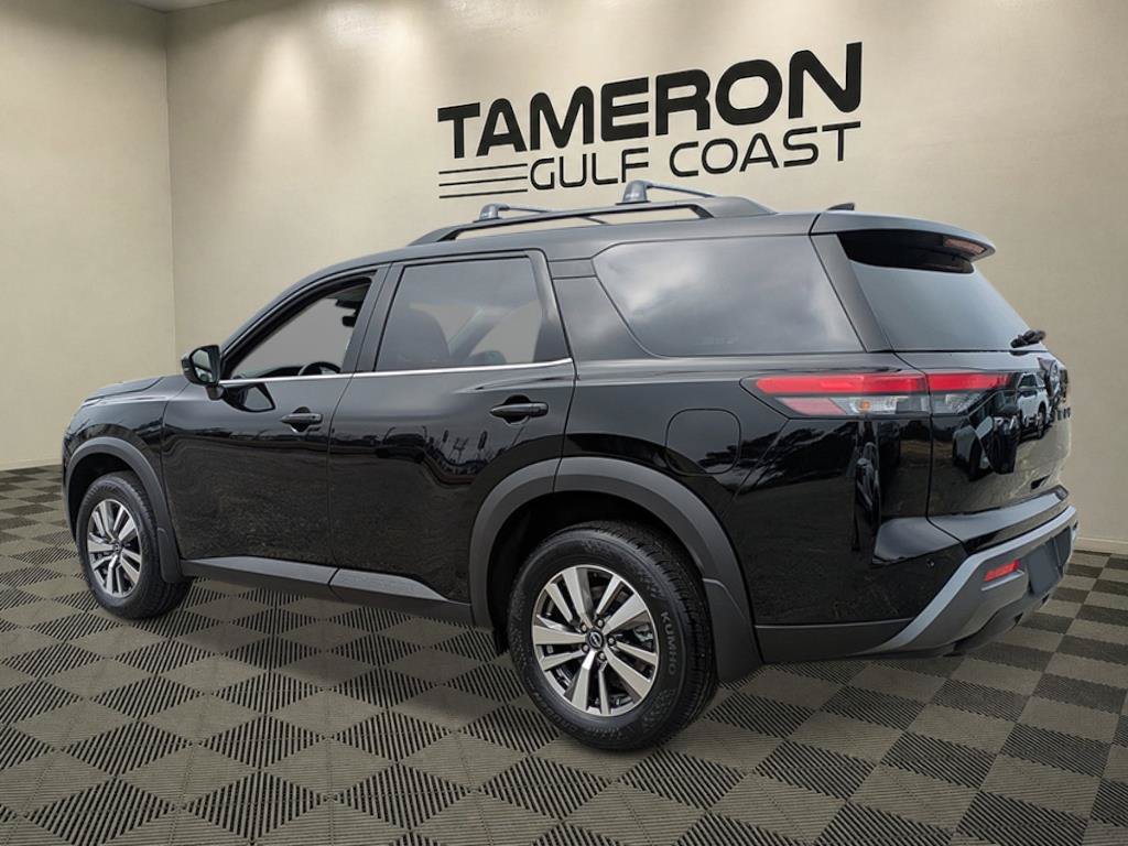New 2026 Nissan Pathfinder SL FWD image 5