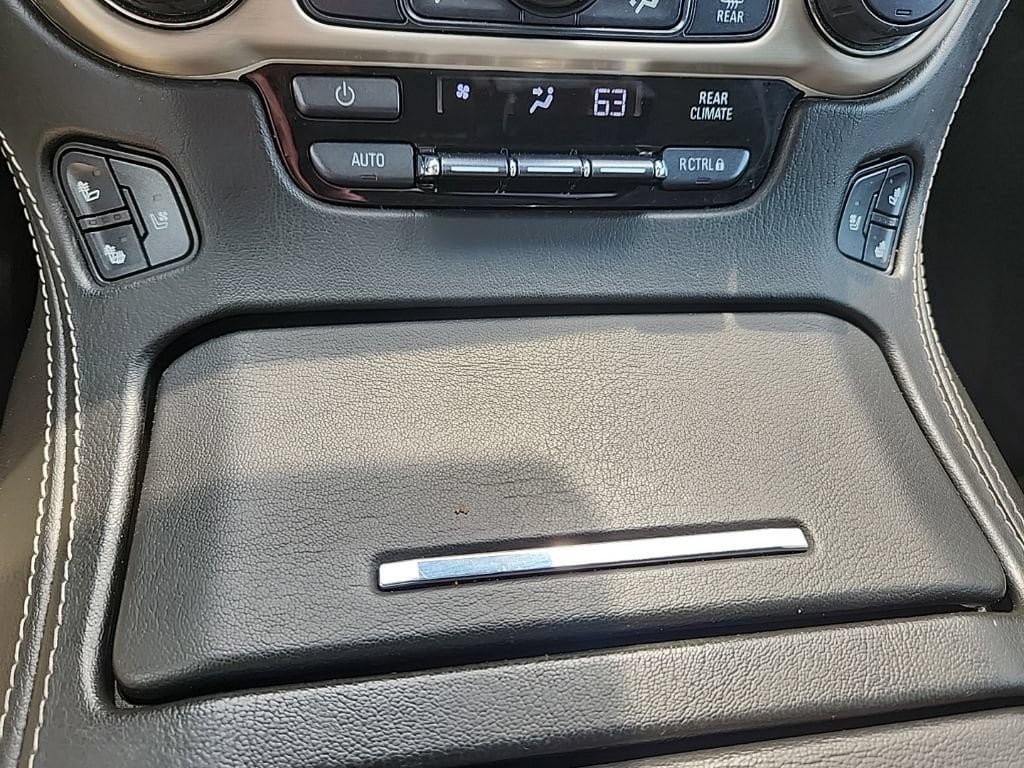 Certified 2018 GMC Yukon Denali w/ Open Road Package AWD/4WD image 24