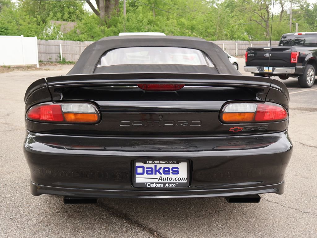 Used 2002 Chevrolet Camaro Z28 w/ Sport Appearance Pkg RWD image 4