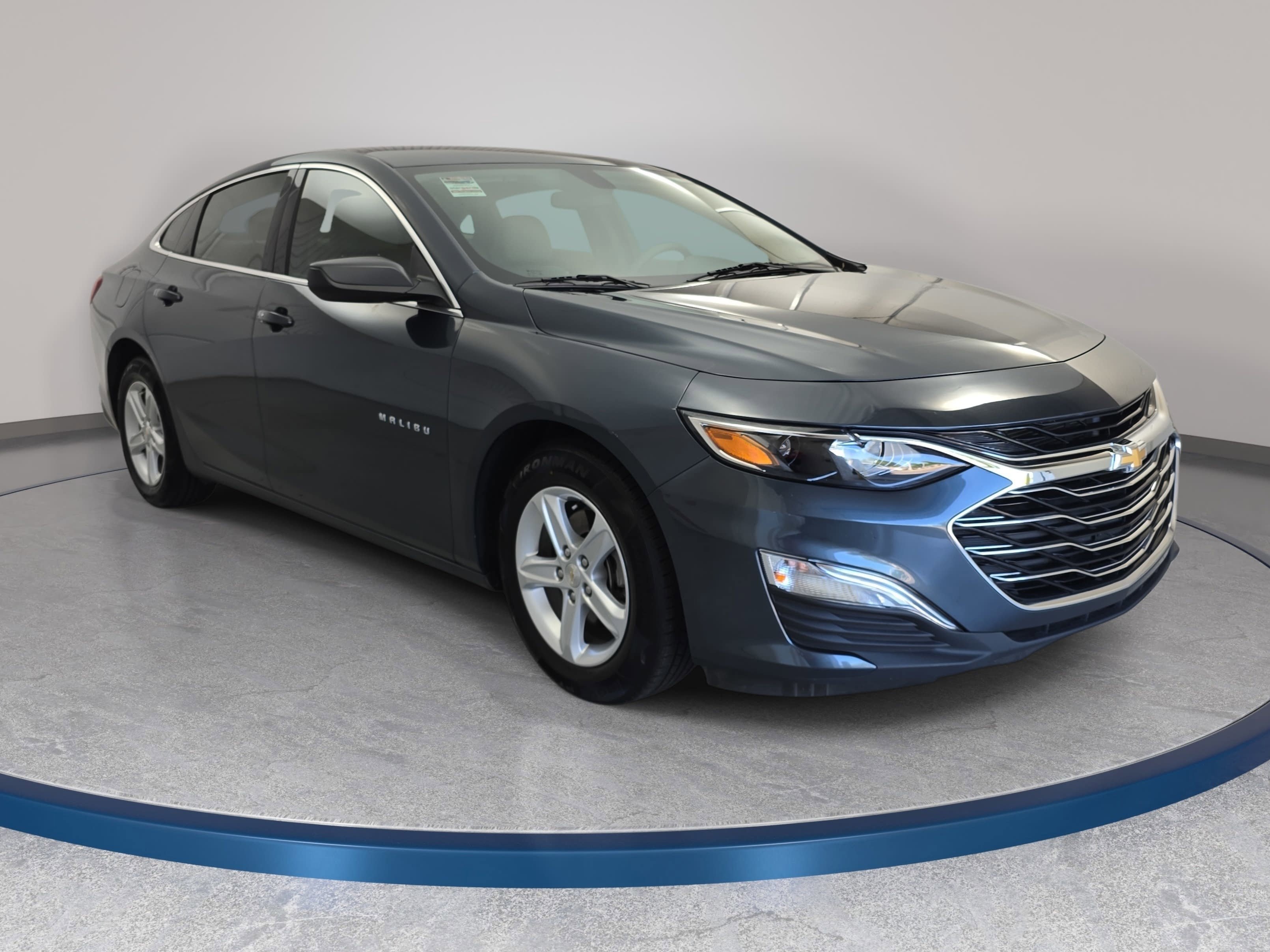 Used 2019 Chevrolet Malibu LS FWD image 3