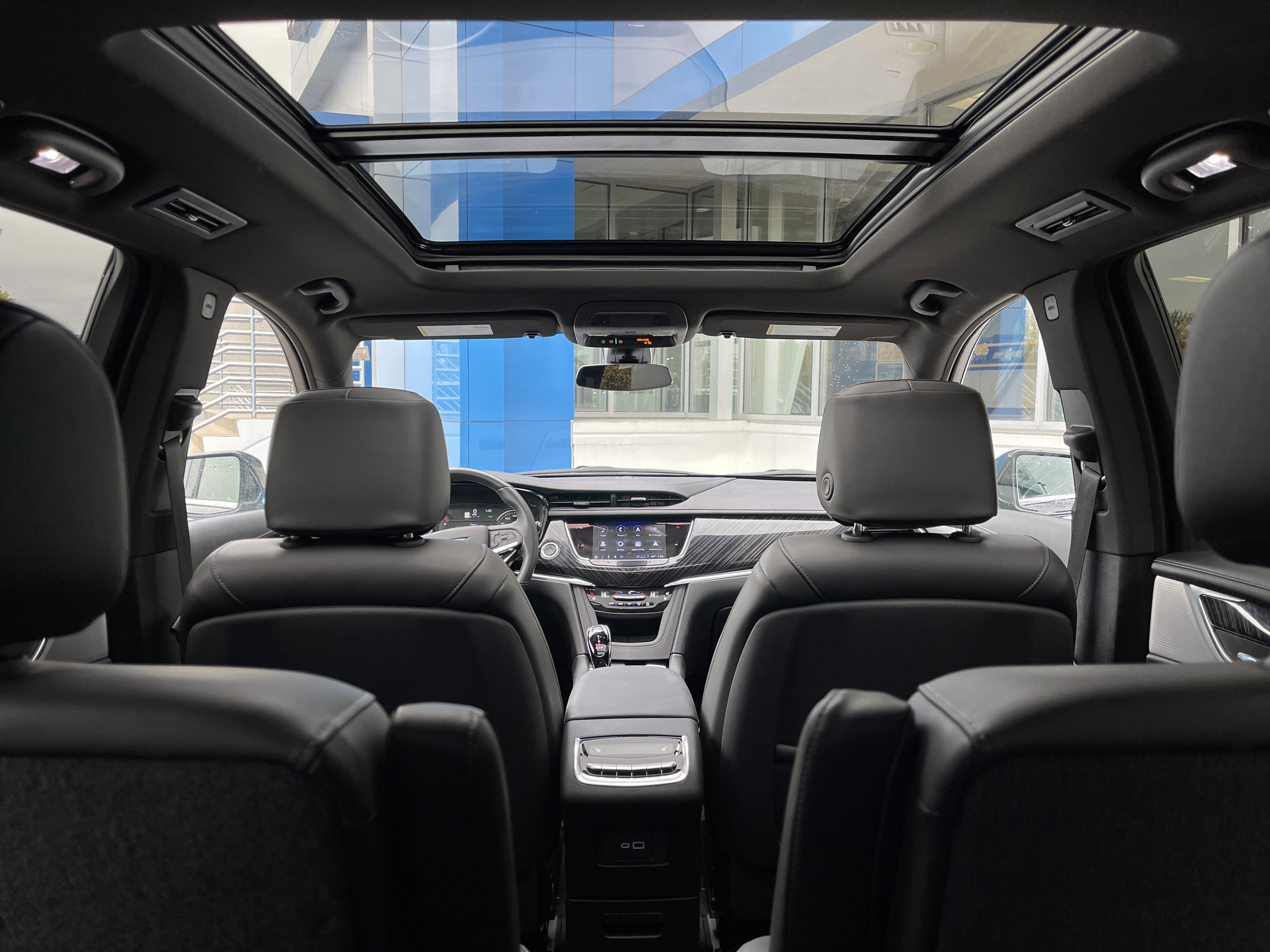 Used 2025 Cadillac XT6 Premium Luxury image 49