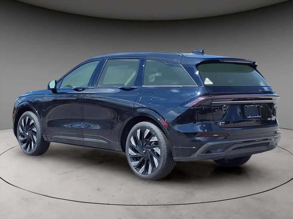 New 2025 Lincoln Nautilus Reserve w/ Jet Appearance Package AWD/4WD image 3
