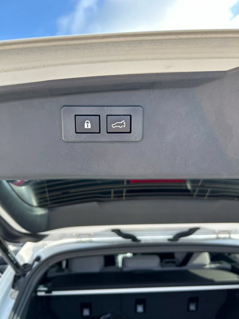 Certified 2024 Subaru Outback Premium AWD/4WD image 19