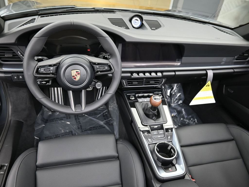 Certified 2026 Porsche 911 Carrera T RWD image 6