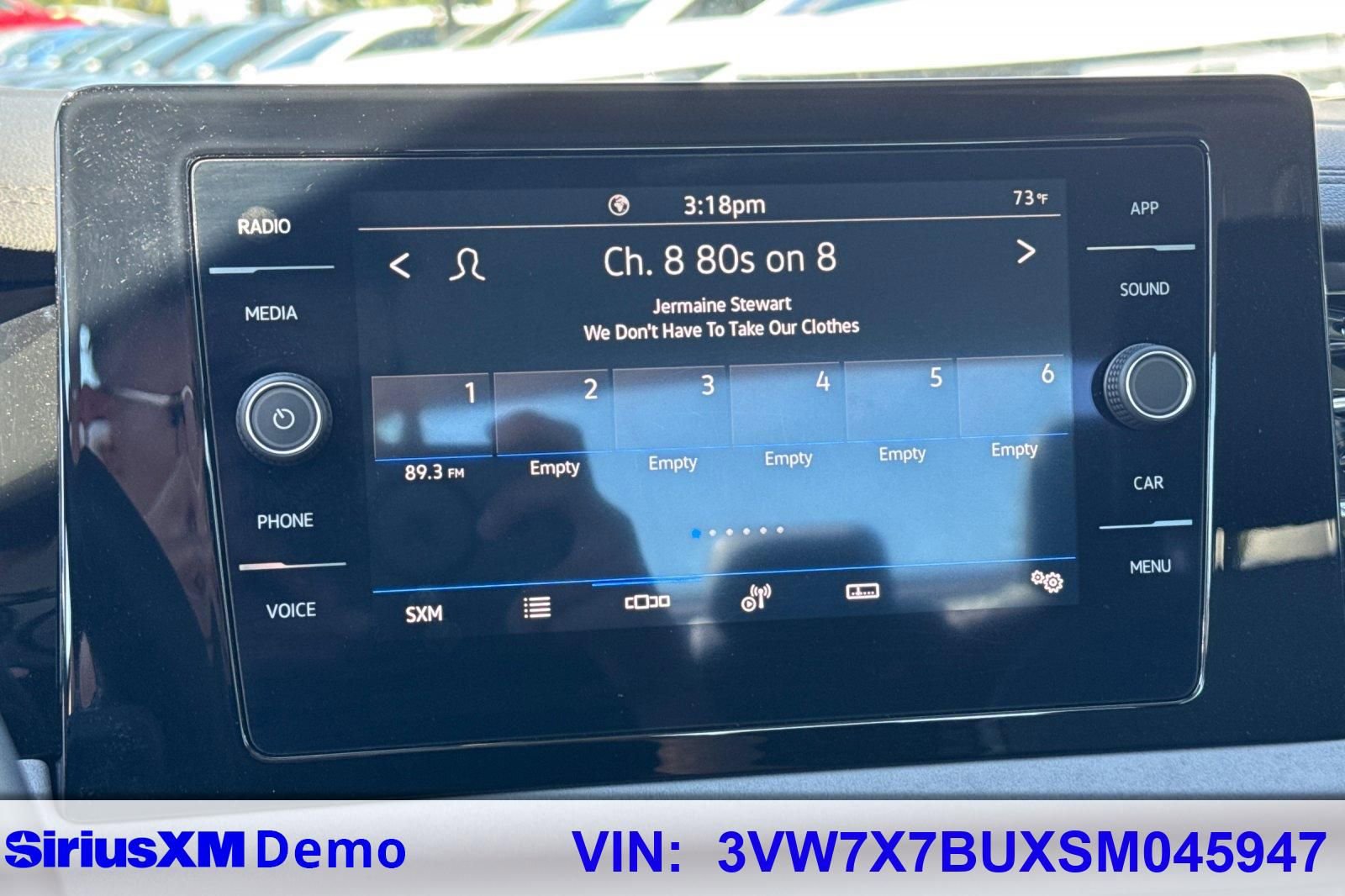 Used 2025 Volkswagen Jetta SE image 51