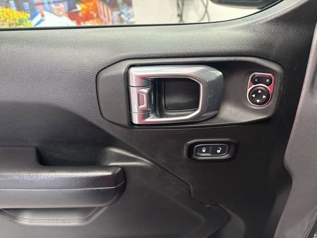 Used 2021 Jeep Wrangler Unlimited Rubicon image 24