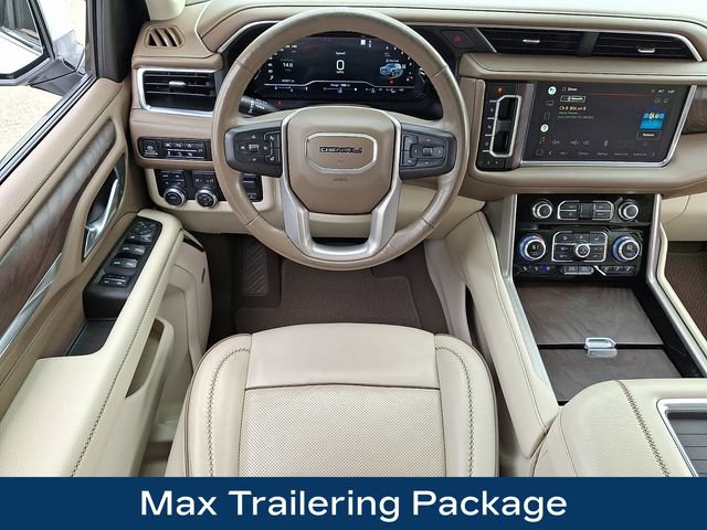 Used 2022 GMC Yukon XL Denali w/ Advanced Technology Package AWD/4WD image 3