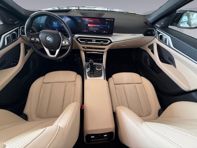Used 2023 BMW i4 eDrive35 image 12