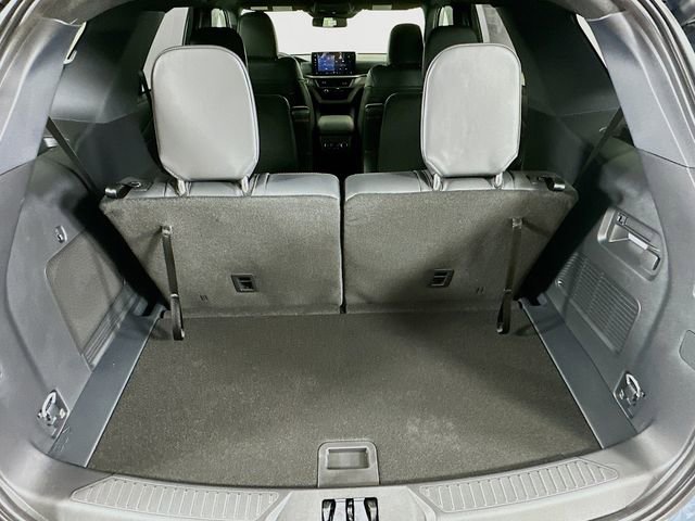 New 2026 Ford Explorer ST-Line w/ ST-Line Street Pack image 28