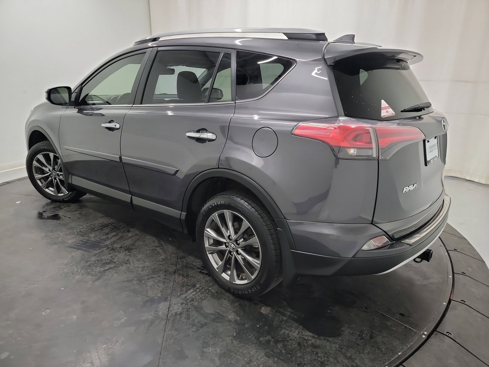 Used 2018 Toyota RAV4 Limited image 6