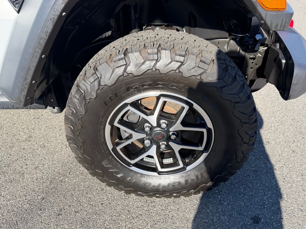 Certified 2024 Jeep Wrangler Unlimited Rubicon w/ Technology Group image 16