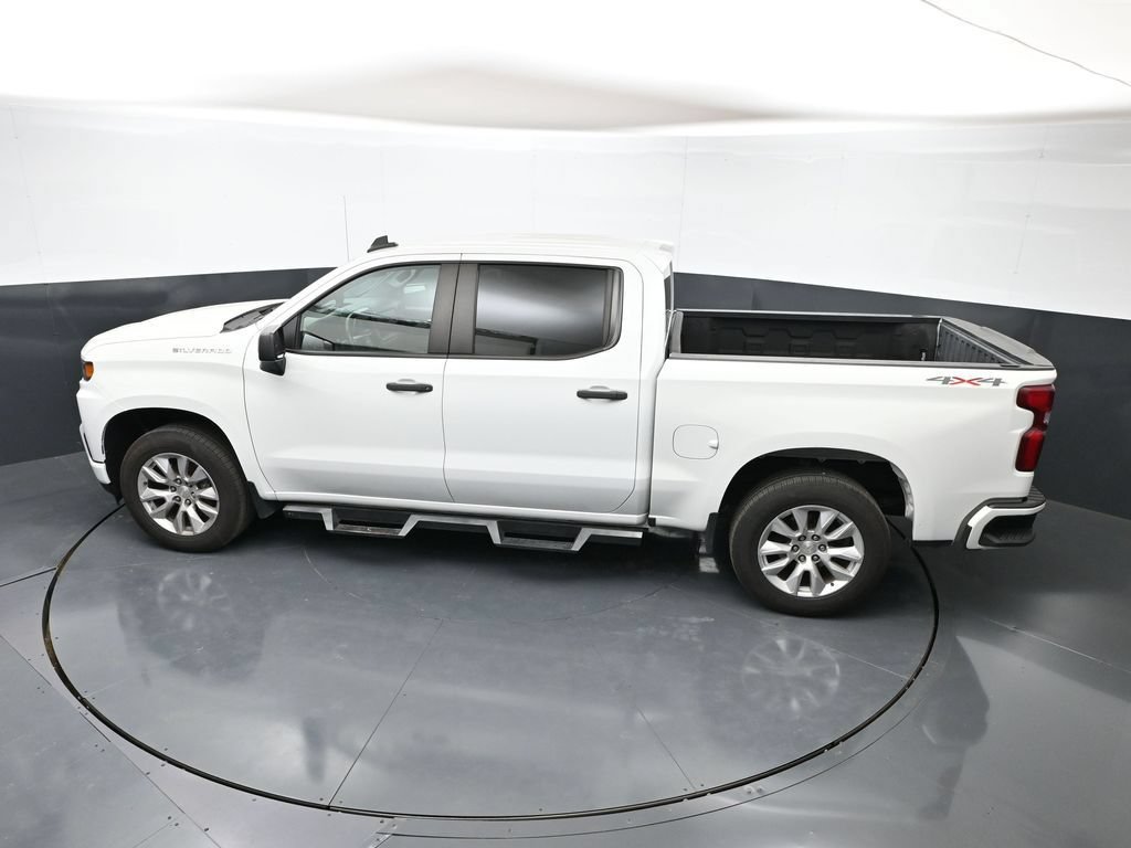 Used 2022 Chevrolet Silverado 1500 Custom AWD/4WD image 38