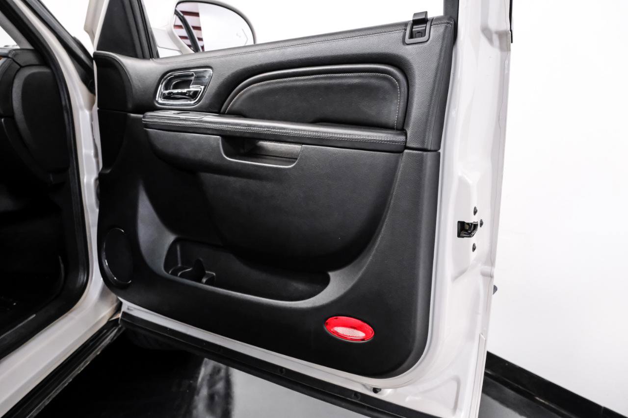 Used 2013 Cadillac Escalade Platinum RWD image 57