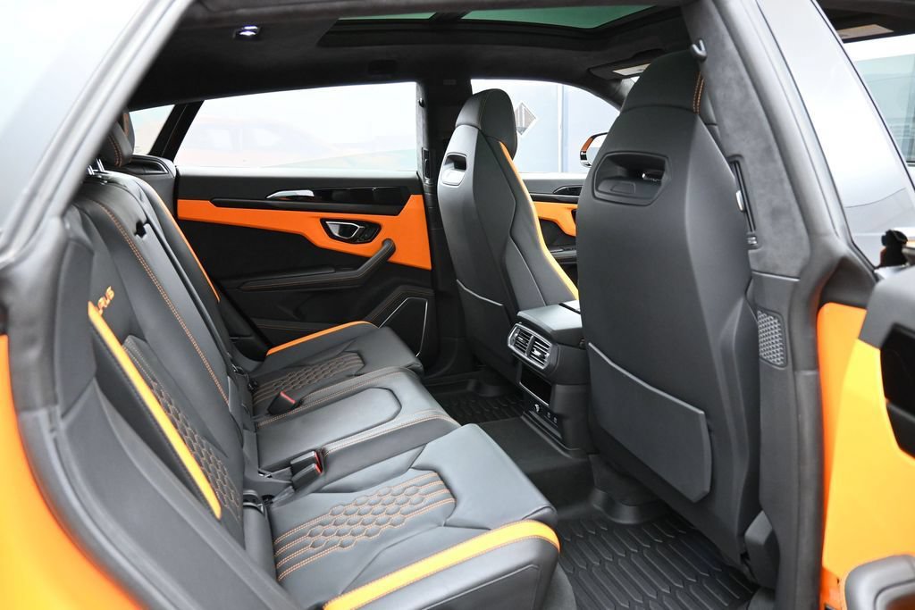 Used 2023 Lamborghini Urus S AWD/4WD image 30