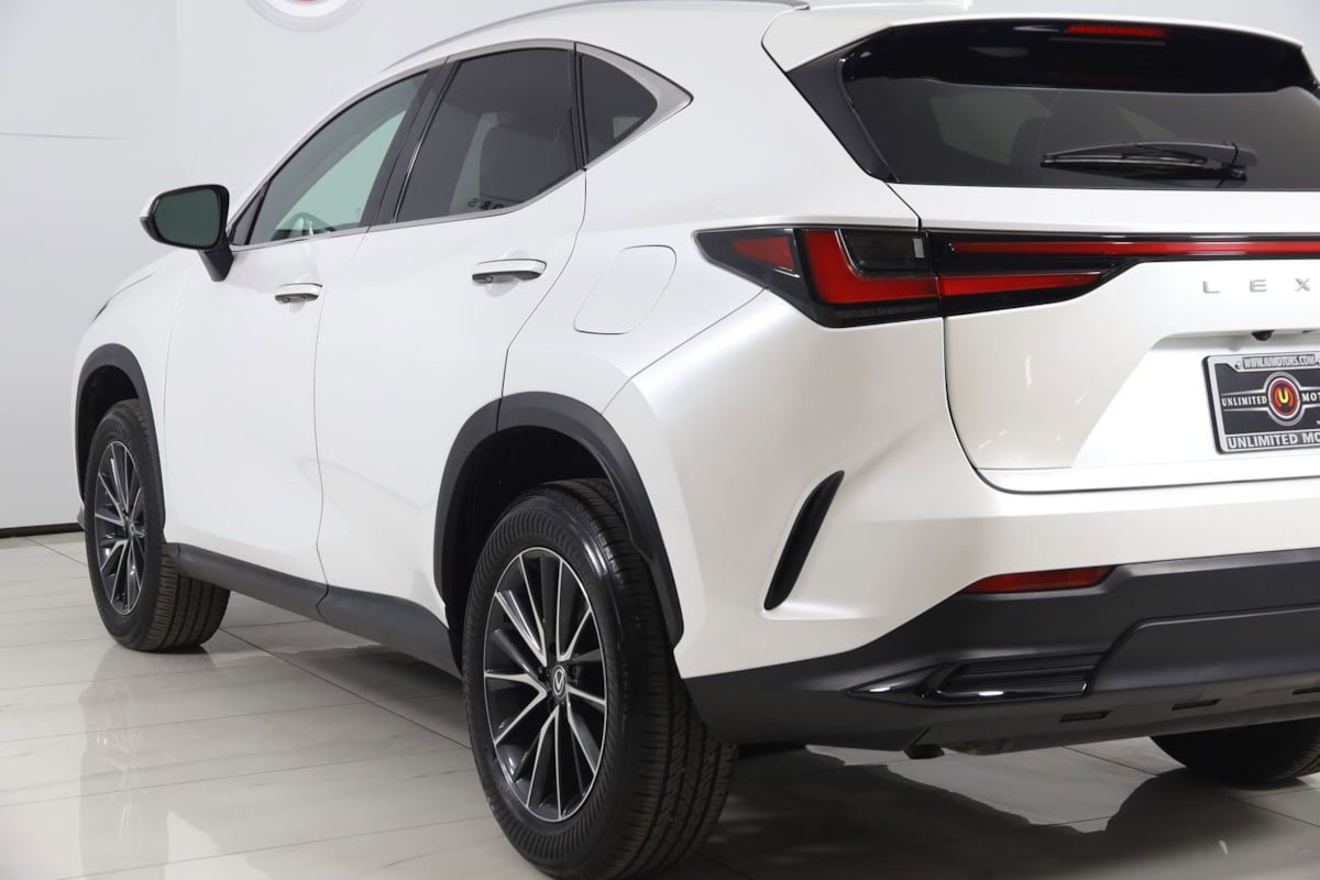 Used 2024 Lexus NX 250 FWD w/ Cold Area Package image 24