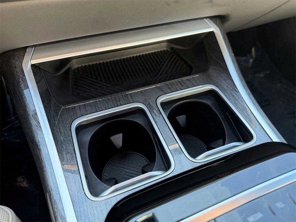 Certified 2023 BMW 760i xDrive 760i xDrive w/ Luxury Rear Seating Package image 26