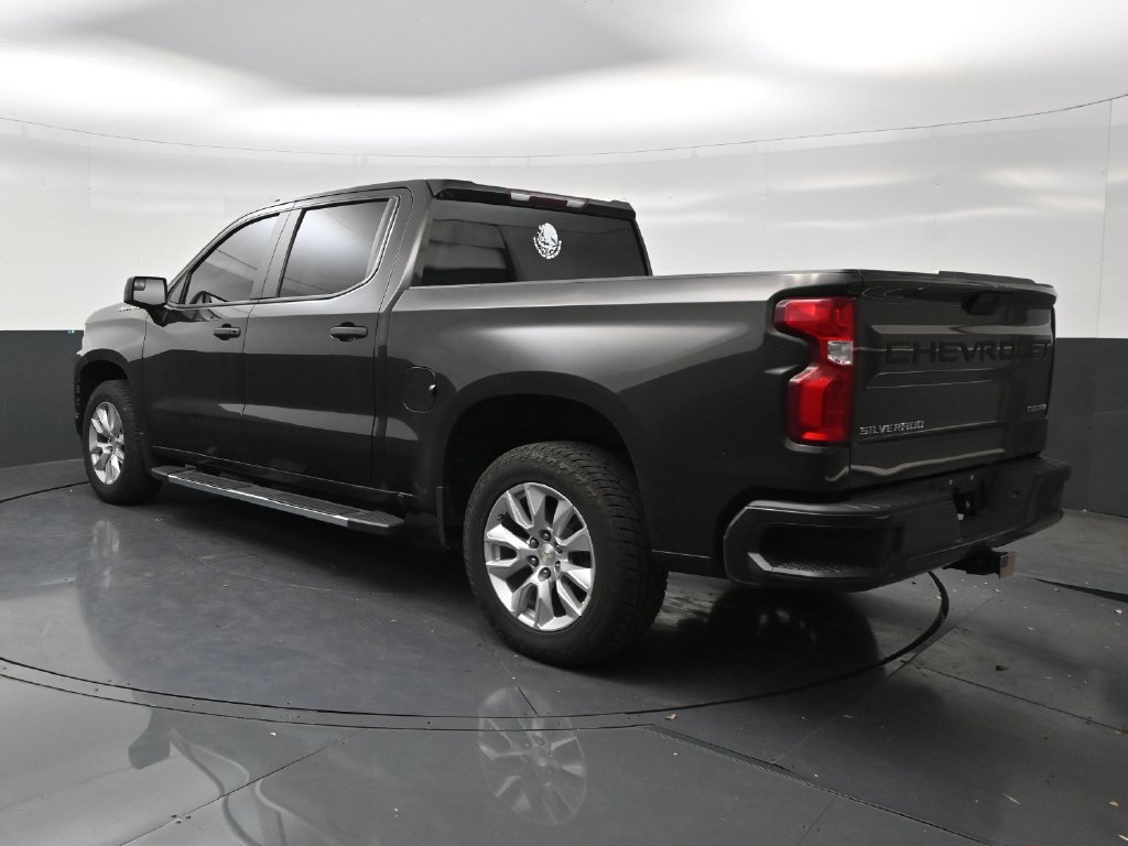 Used 2021 Chevrolet Silverado 1500 Custom RWD image 3