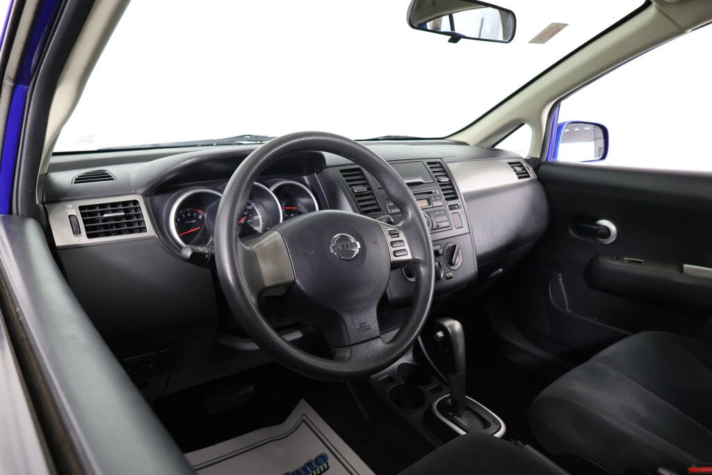 Used 2011 Nissan Versa 1.8 S w/ PWR Plus Pkg image 10